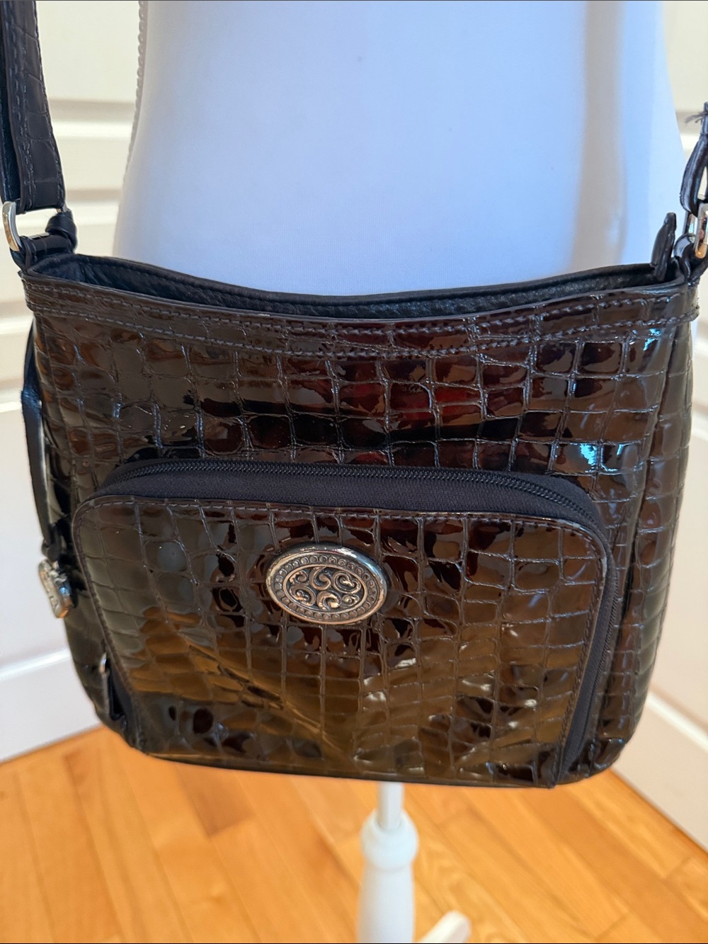Brighton Vintage chocolate brown glossy Croc-Embossed Leather Messenger Bag